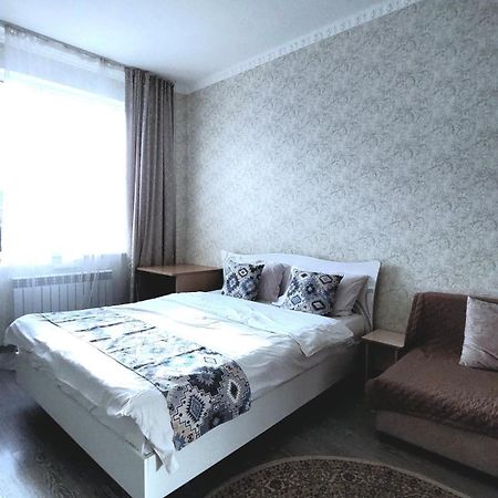 Аэропорт 15 Минут Экспо Бульвар Apartman Asztana Kültér fotó