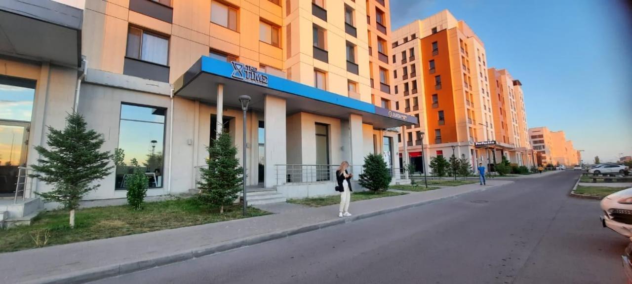 Аэропорт 15 Минут Экспо Бульвар Apartman Asztana Kültér fotó
