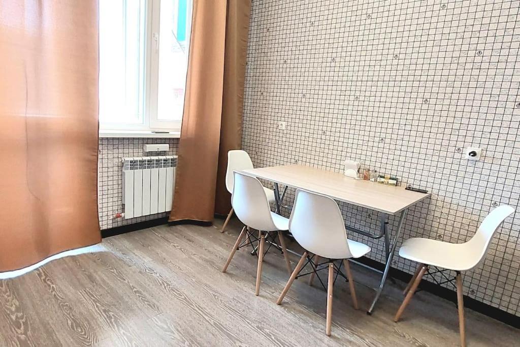 Аэропорт 15 Минут Экспо Бульвар Apartman Asztana Kültér fotó